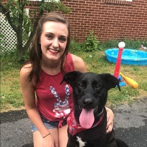 Meet your Posher, Danielle